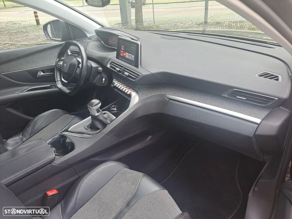 Peugeot 3008 BlueHDi 120 Stop & Start Allure - 27