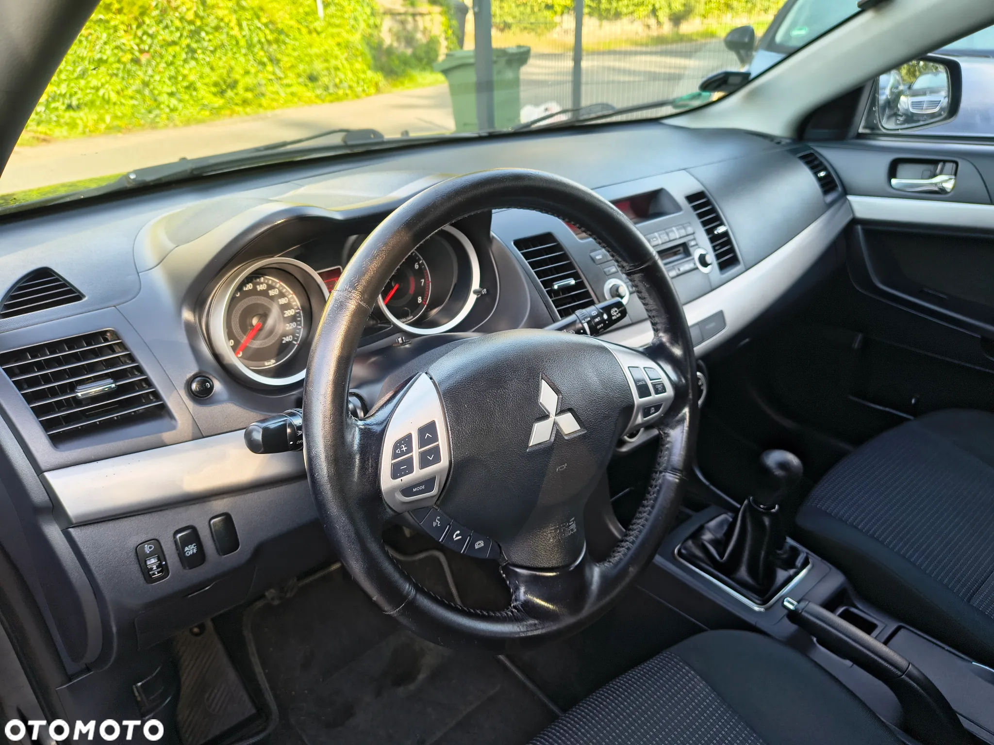 Mitsubishi Lancer 1.8 Inform - 22