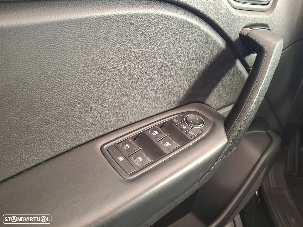Mitsubishi ASX - 25