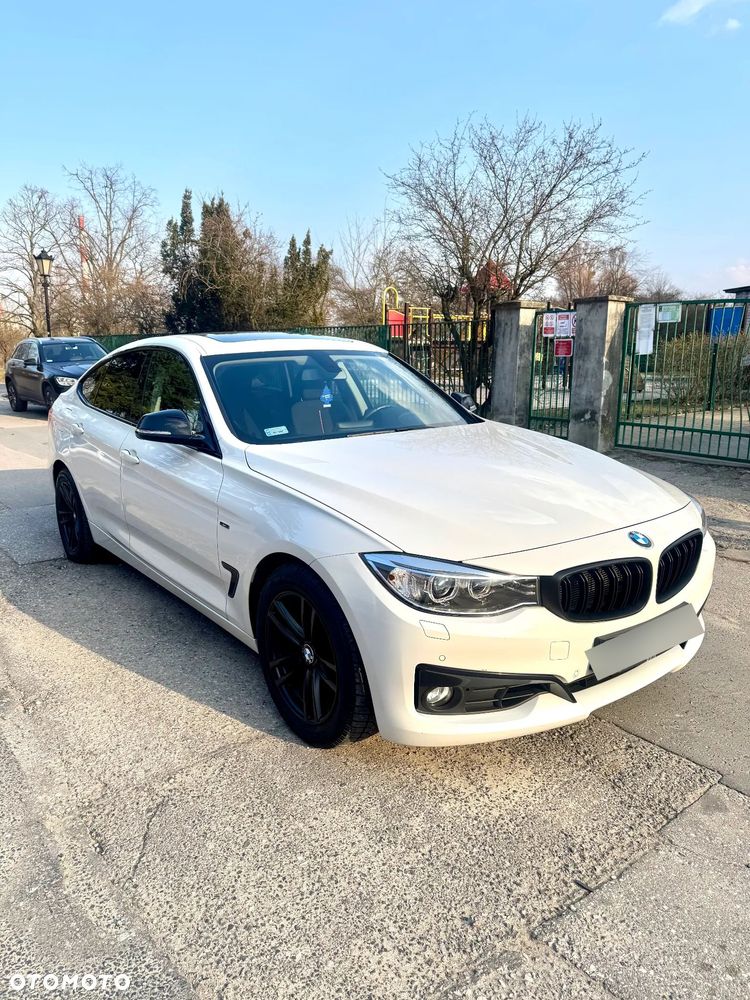 BMW Seria 3 320i Sport Line - 13
