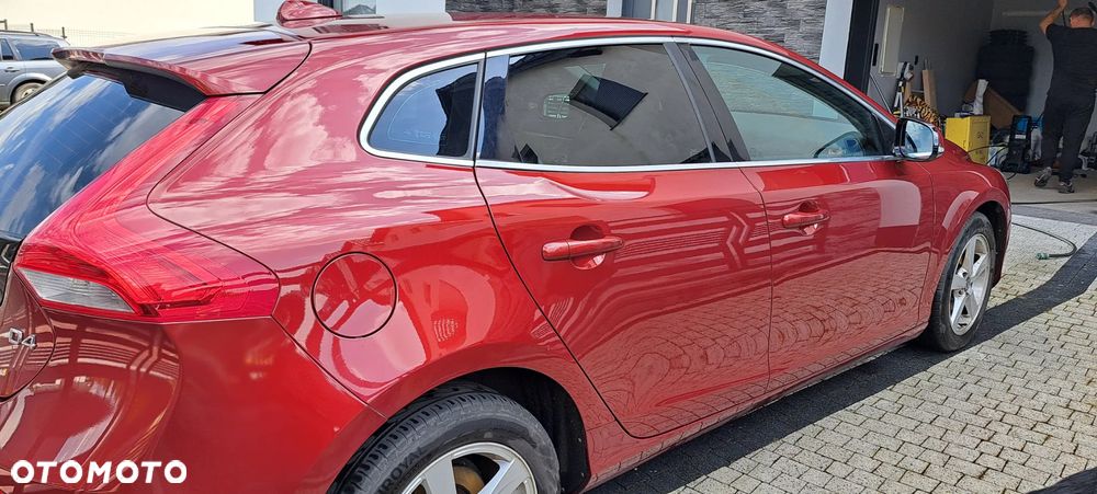 Volvo V40 D4 Drive-E Momentum - 4