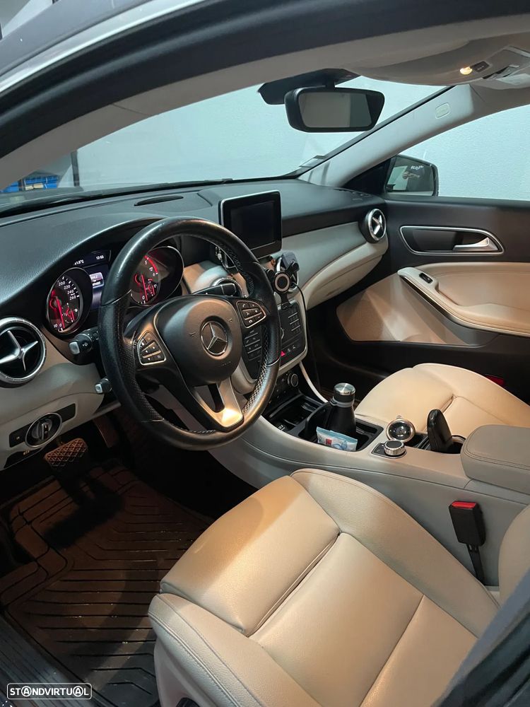 Mercedes-Benz CLA 220 d Shooting Brake Aut. - 9