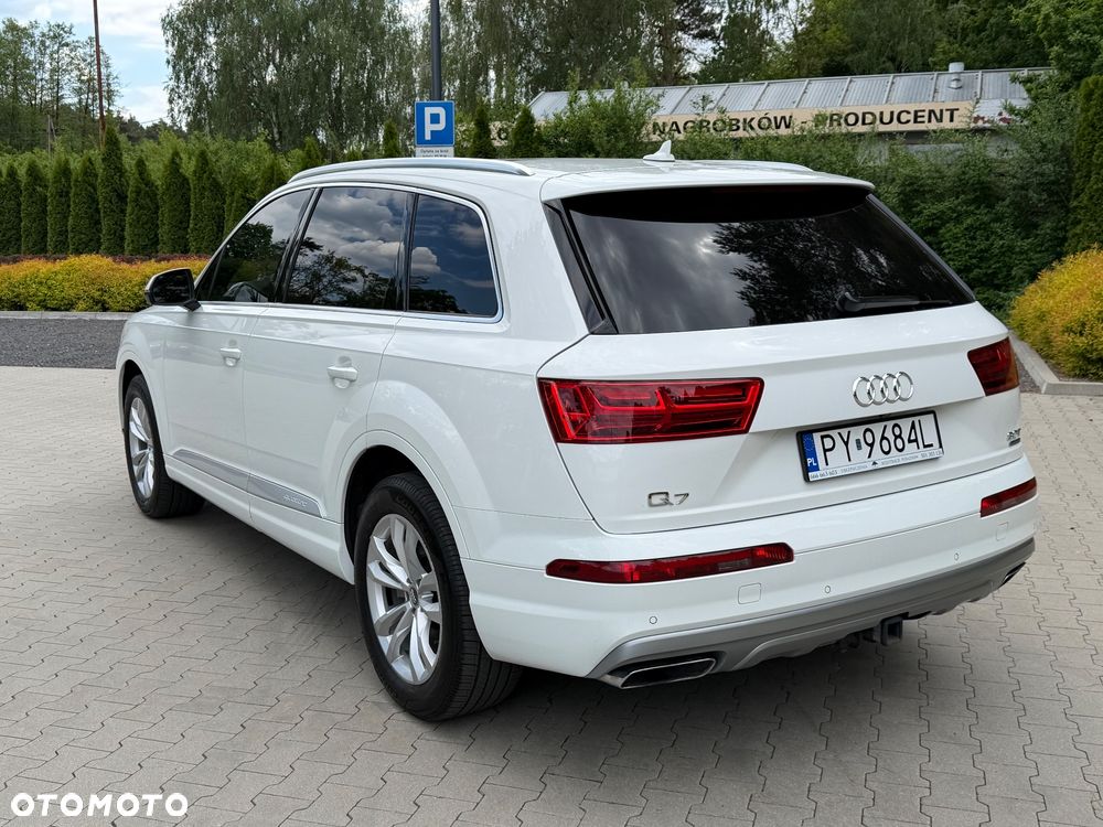 Audi Q7 3.0 TFSI Quattro Tiptronic - 10