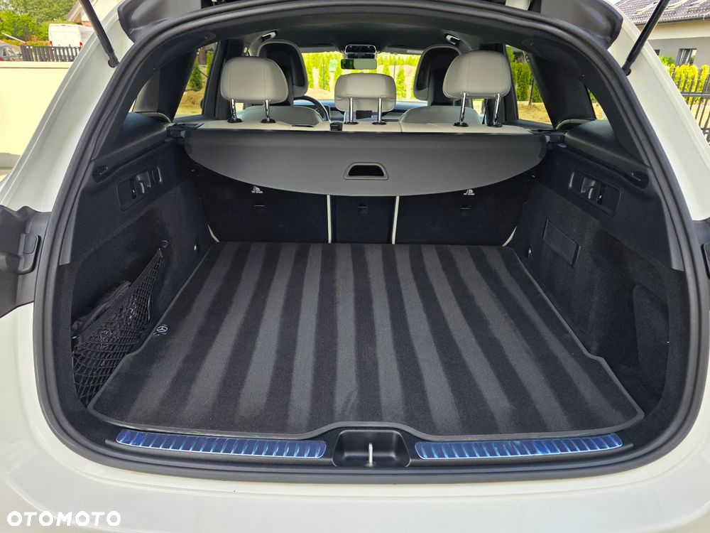 Mercedes-Benz GLC 220 d mHEV 4-Matic AMG Line - 5