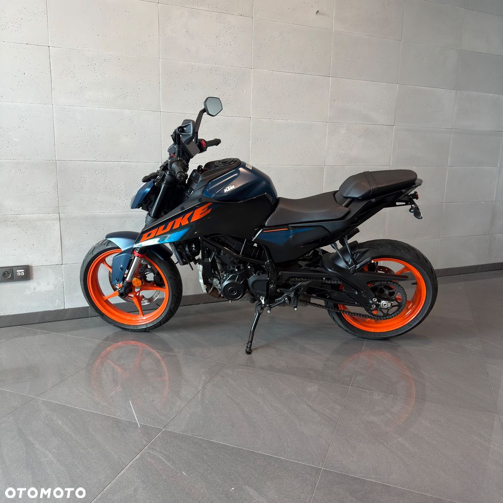 KTM Duke 125 - 8
