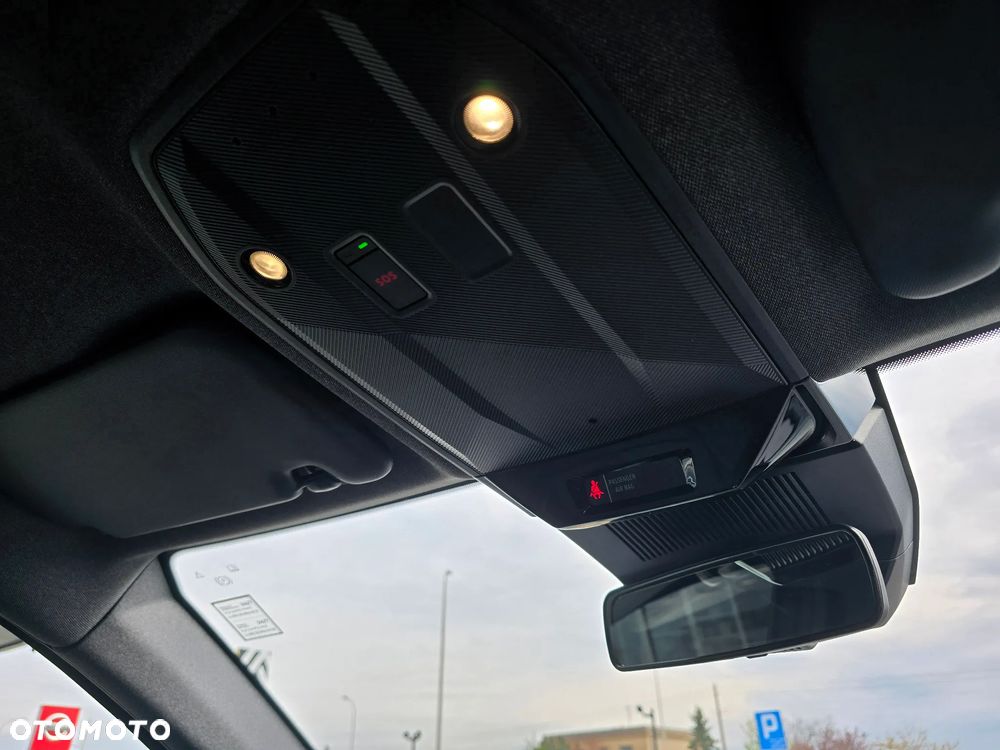 Renault Austral 1.3 TCe mHEV Evolution - 28