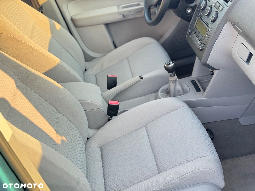 Volkswagen Touran 1.9 TDI Basis - 25