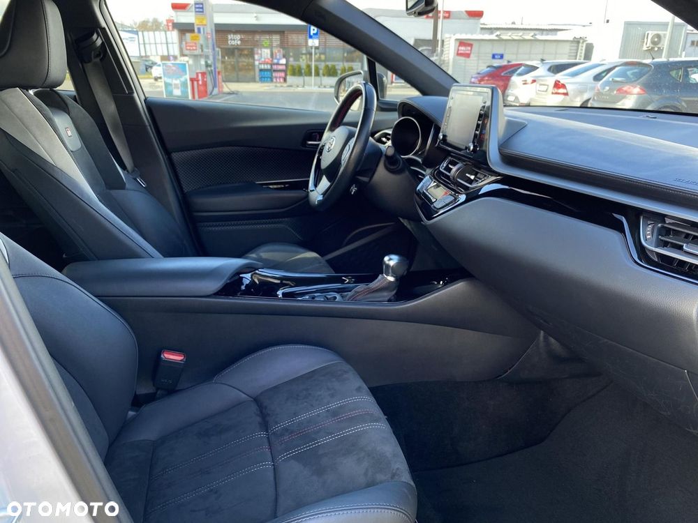 Toyota C-HR 1.8 Hybrid GPF GR Sport - 17