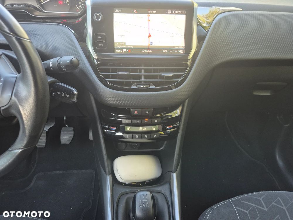 Peugeot 2008 PureTech 110 Stop&Start Active - 20