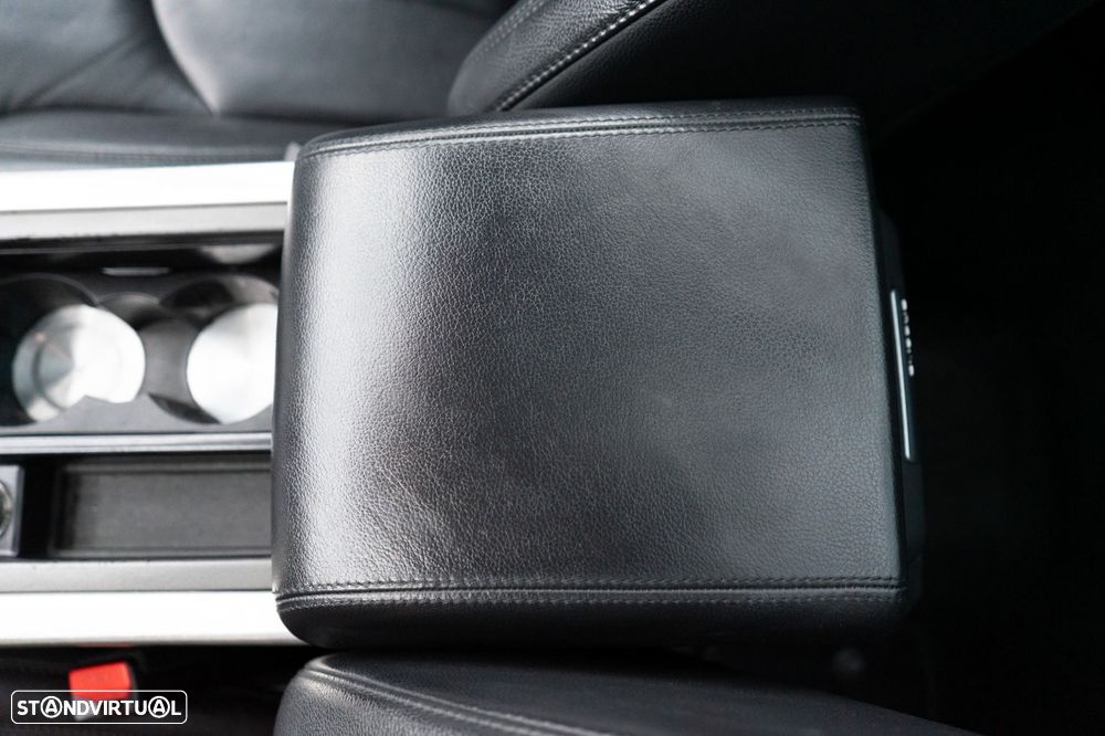 Land Rover Range Rover Evoque 2.0 TD4 SE Dynamic Auto - 28