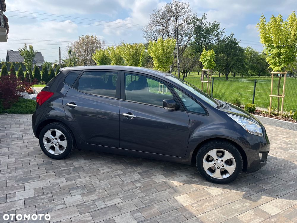 Kia Venga 1.6 CVVT Dream-Team Edition - 11