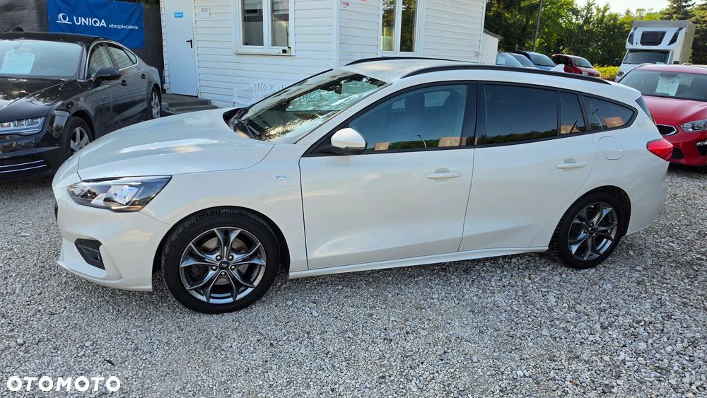 Ford Focus 1.5 EcoBoost ST-Line - 31