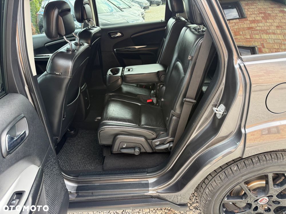 Fiat Freemont 2.0 Multijet 16V DPF Automatik Allrad Black Code - 17