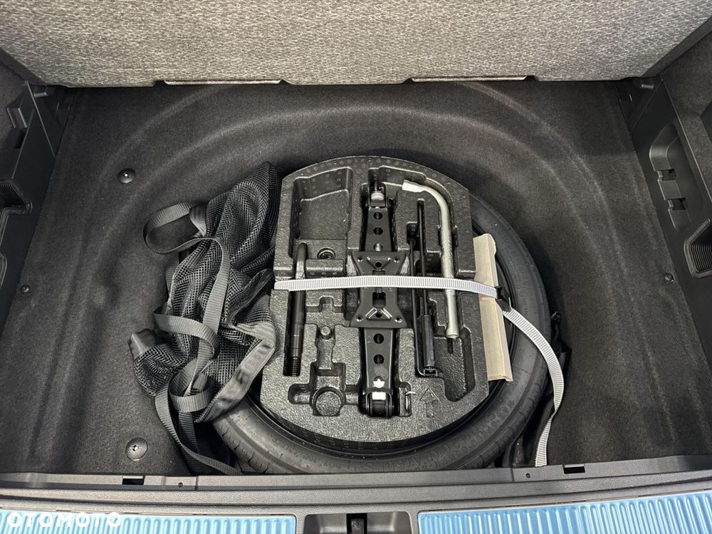 Volkswagen Passat - 30