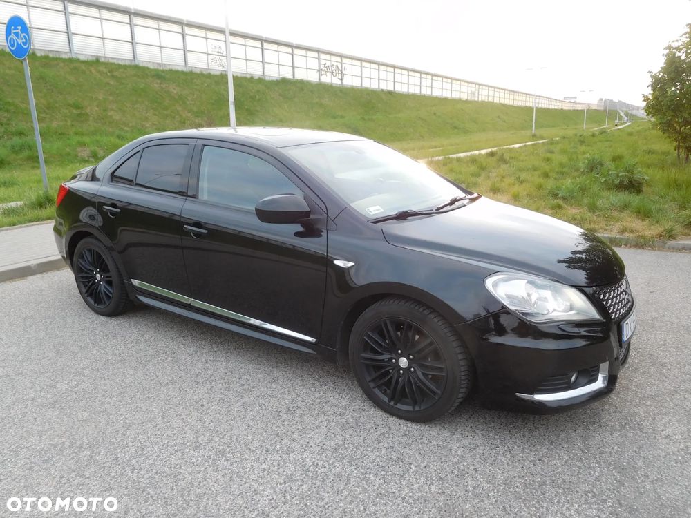 Suzuki Kizashi 2.4 Sport 4WD CVT - 2