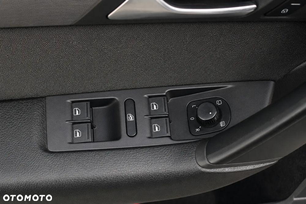Volkswagen Passat 2.0 TDI Comfortline - 18