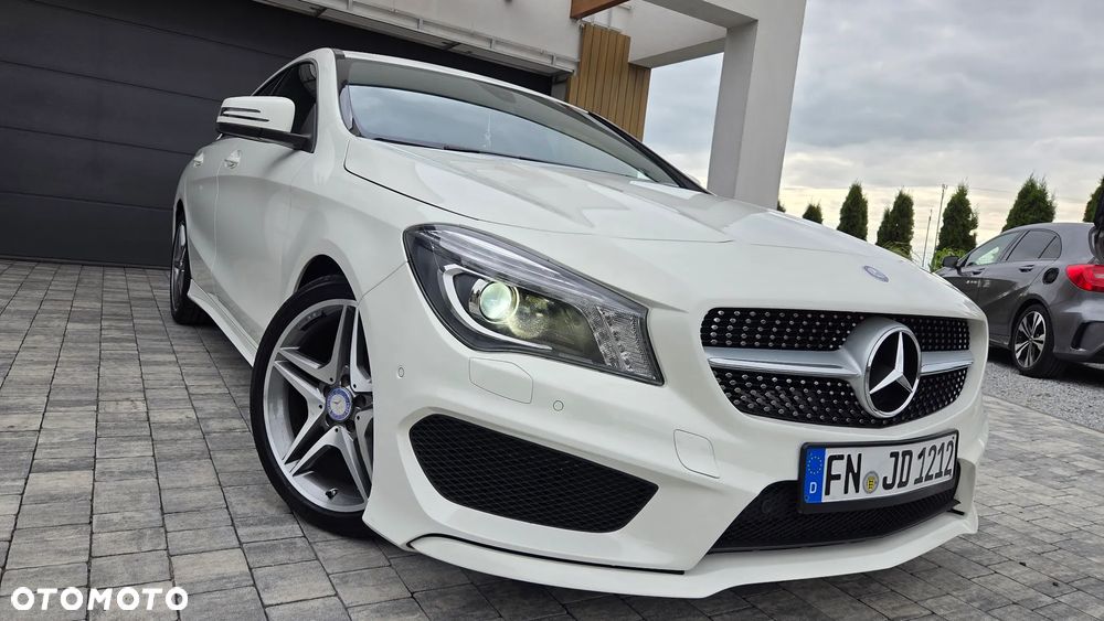 Mercedes-Benz CLA 180 7G-DCT AMG Line - 23