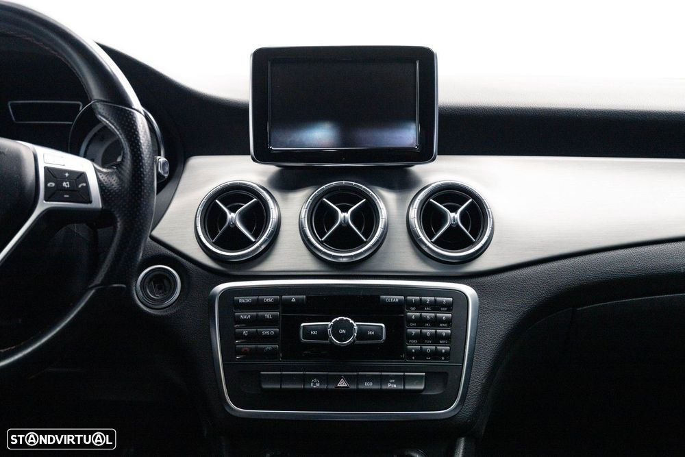 Mercedes-Benz CLA 220 CDi AMG Line Aut. - 16