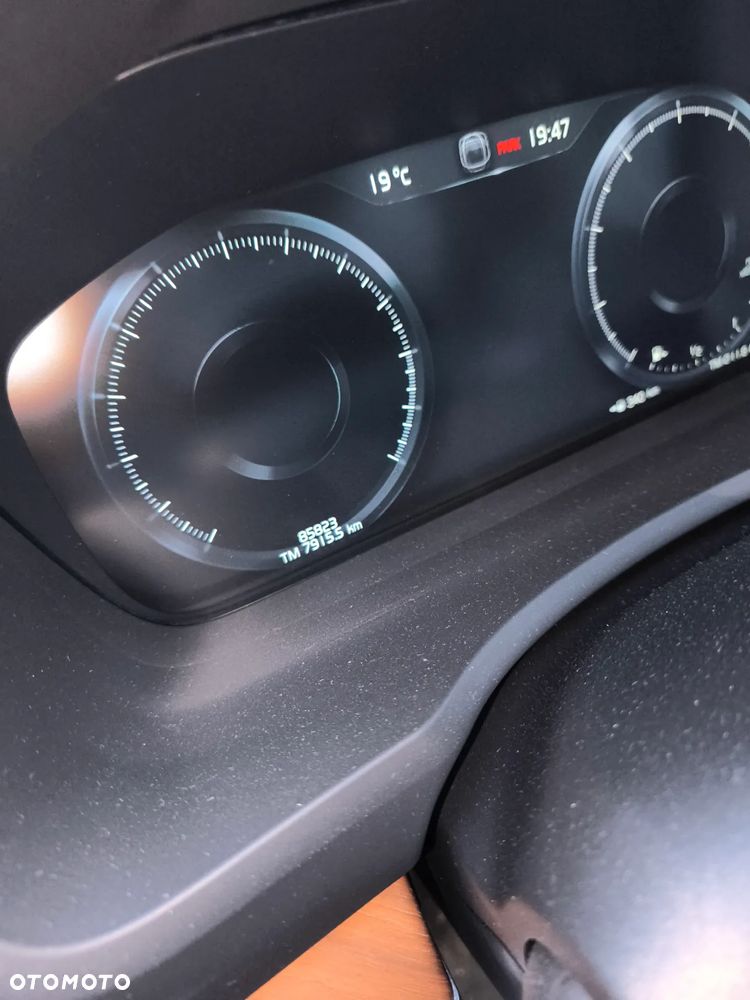 Volvo XC 90 T6 AWD Geartronic Momentum - 12