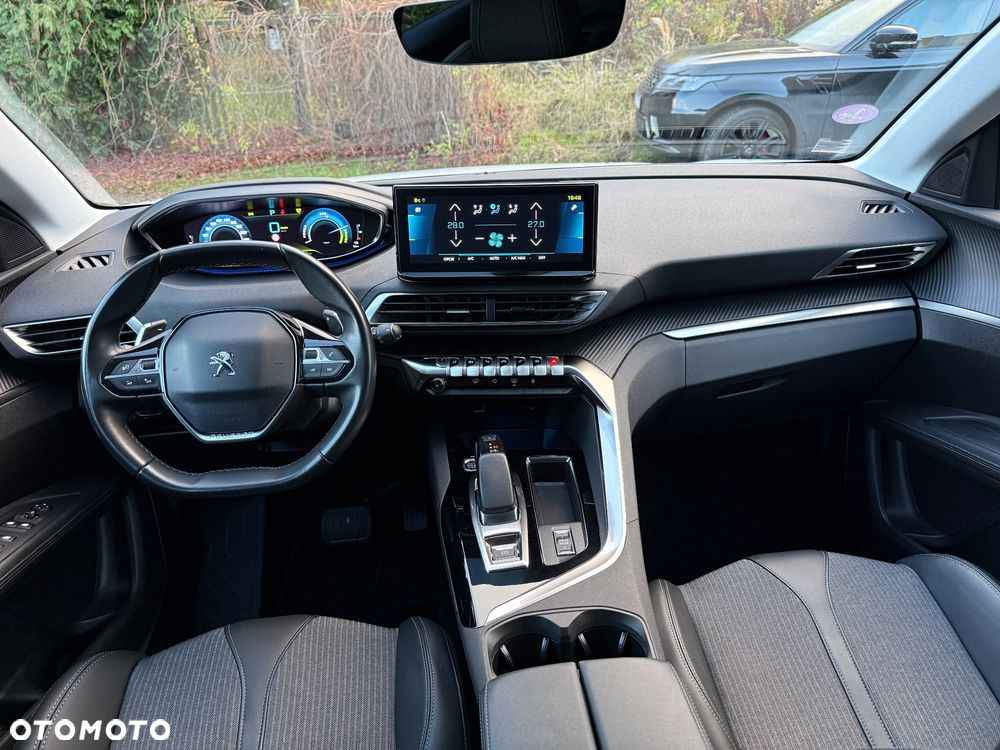 Peugeot 3008 225 e-EAT8 Allure - 11