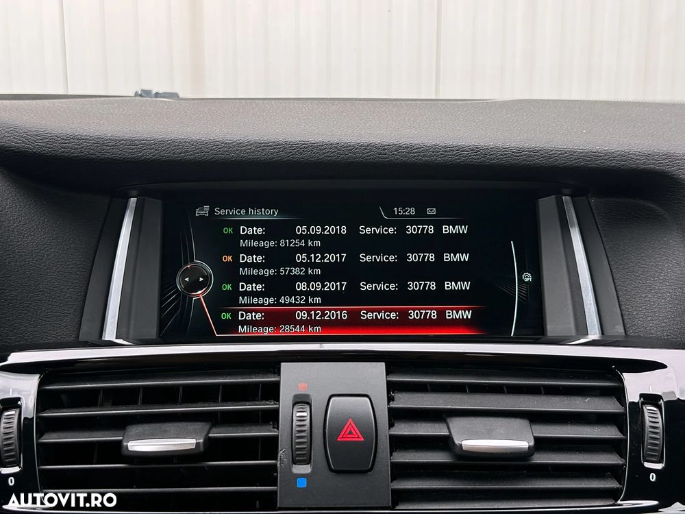 BMW X3 xDrive20d AT xLine - 36