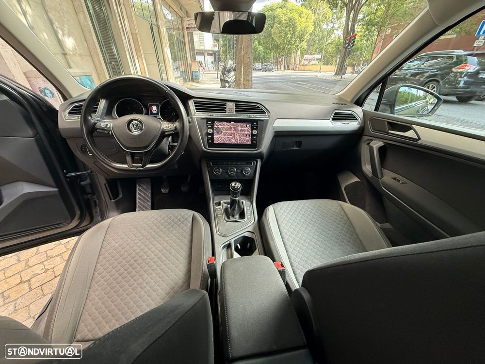 VW Tiguan 2.0 TDI Confortline - 10