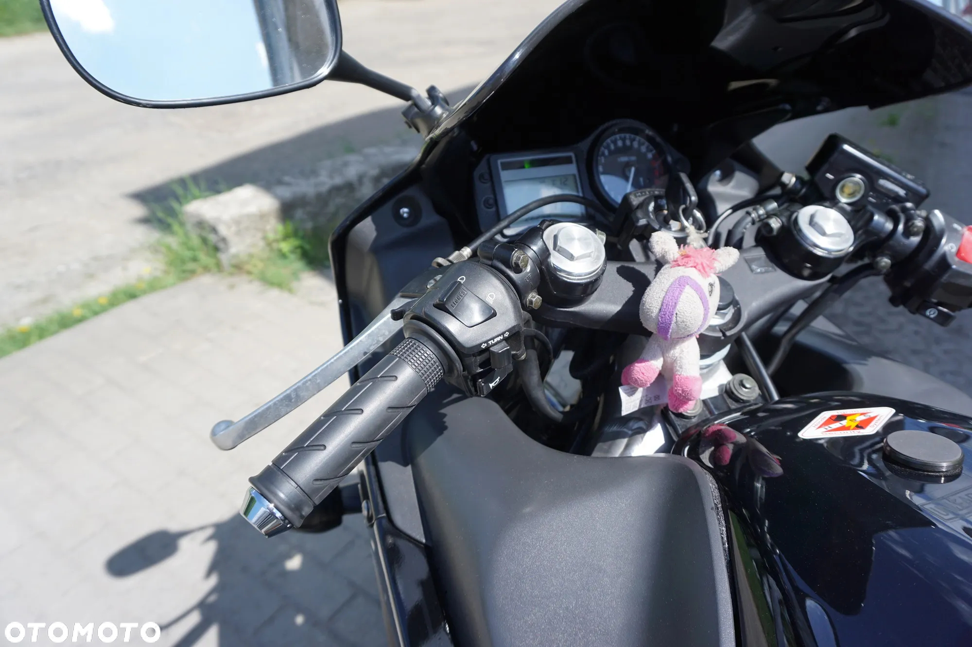 Honda CBR - 37