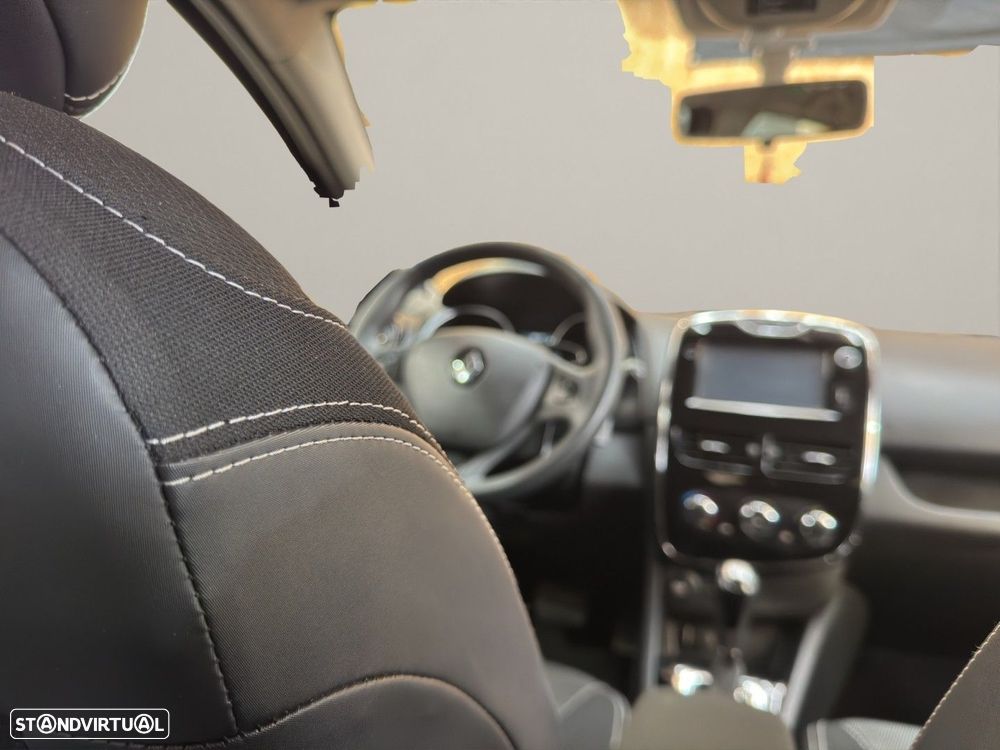 Renault Clio 1.5 dCi Dynamique S EDC - 13