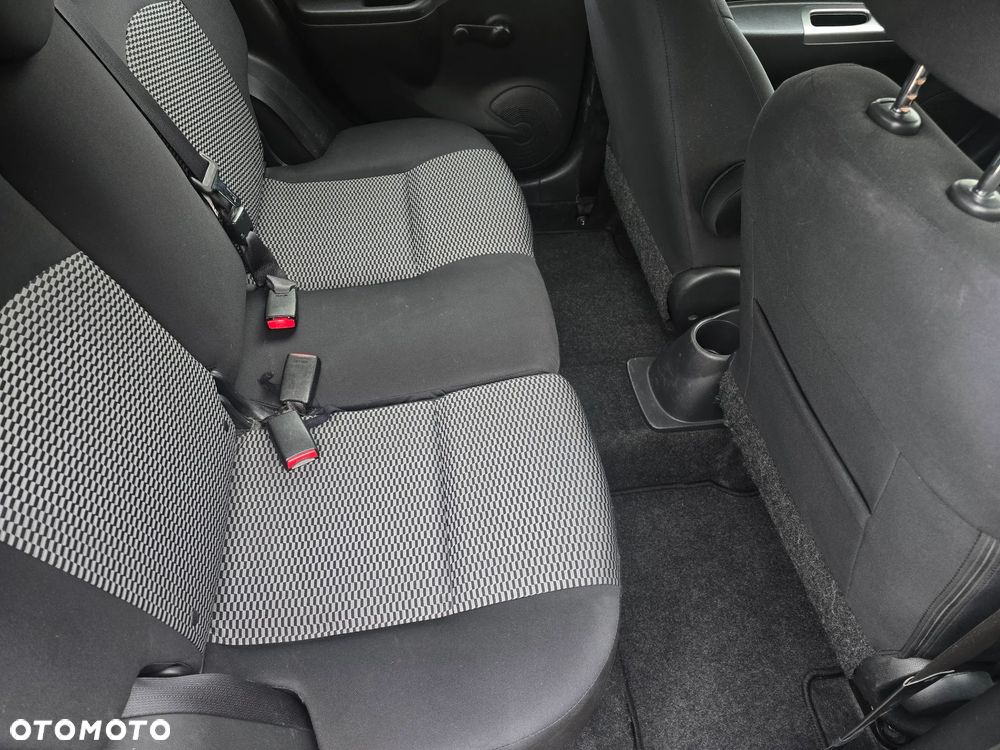 Nissan Micra 1.2 Salt & Pepper - 24