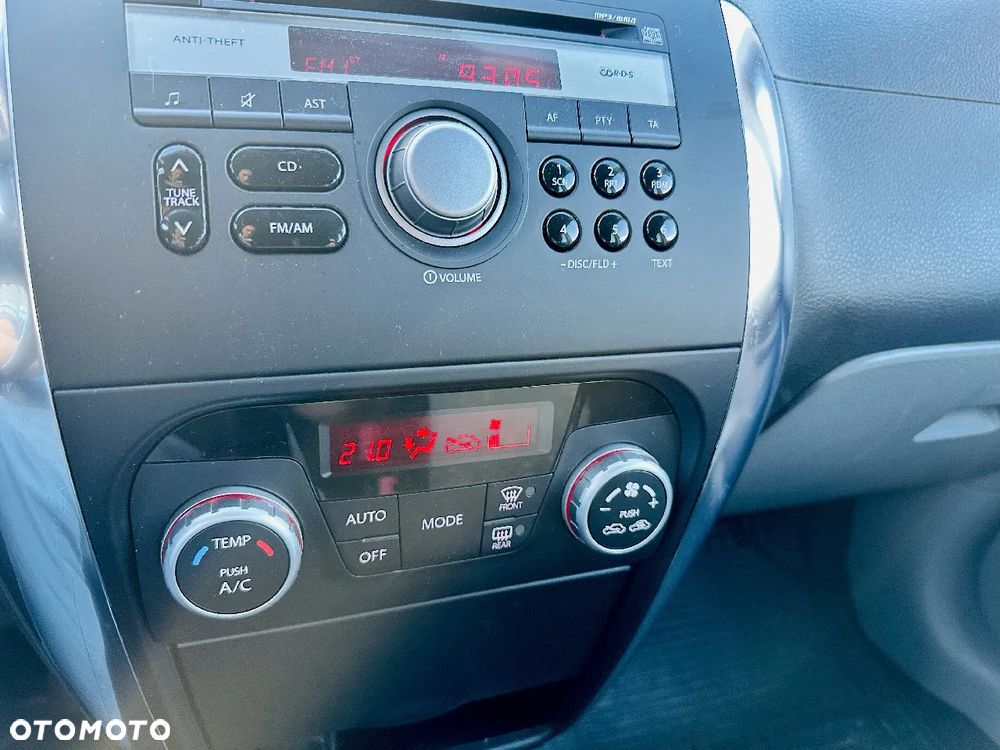 Suzuki SX4 1.6 Premium - 14