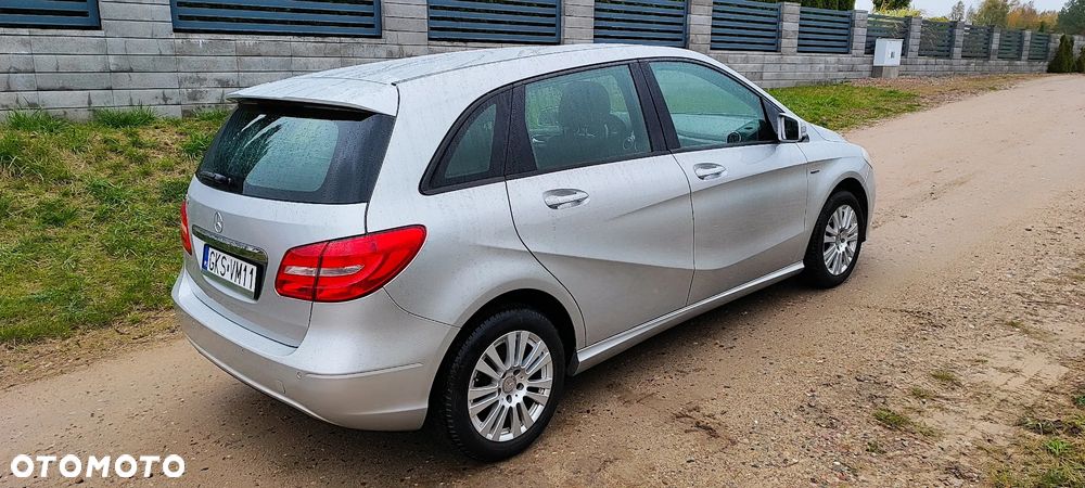 Mercedes-Benz Klasa B 180 - 7