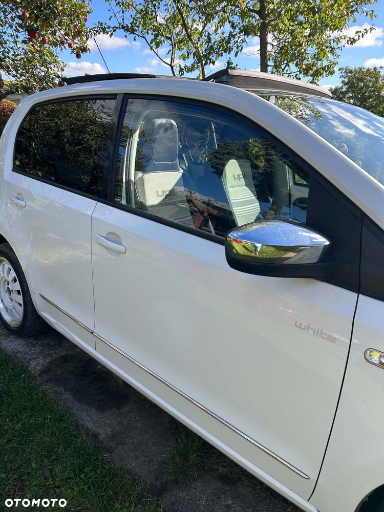 Volkswagen up! - 9