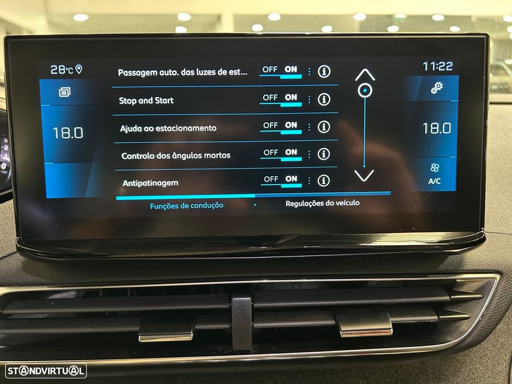 Peugeot 3008 1.2 PureTech Allure EAT8 - 28