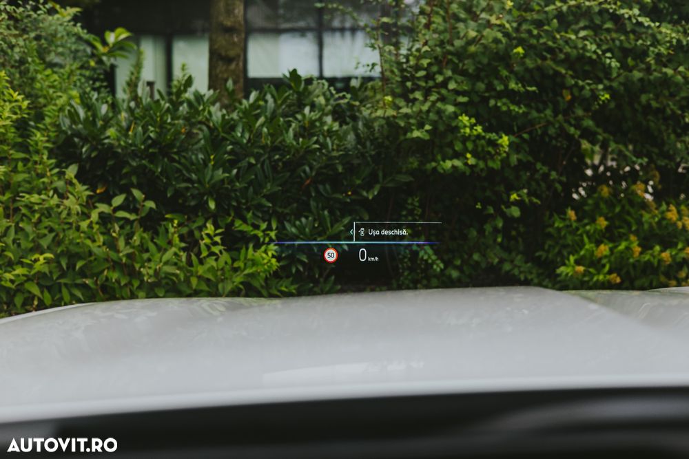 BMW Seria 7 740d xDrive MHEV - 19