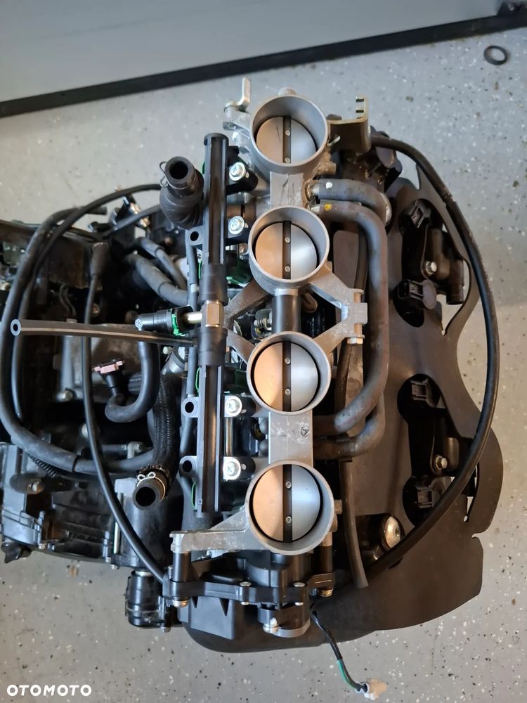 Suzuki GSXS 750 silnik engine gsx-s - 5