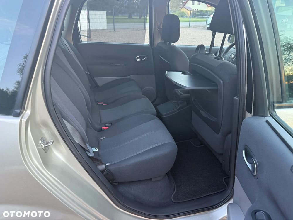 Renault Scenic 1.6 16V Expression - 20