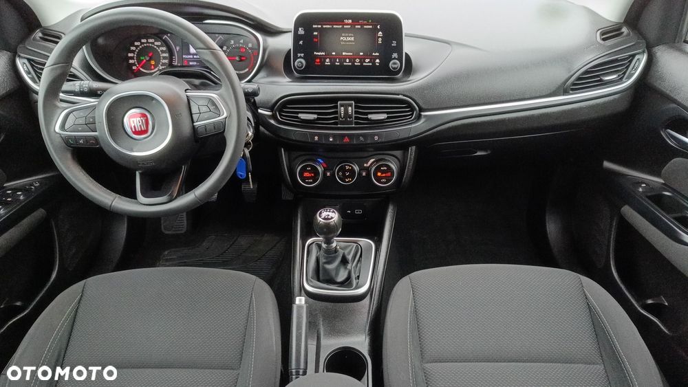 Fiat Tipo 1.4 T-Jet 16v Lounge - 3