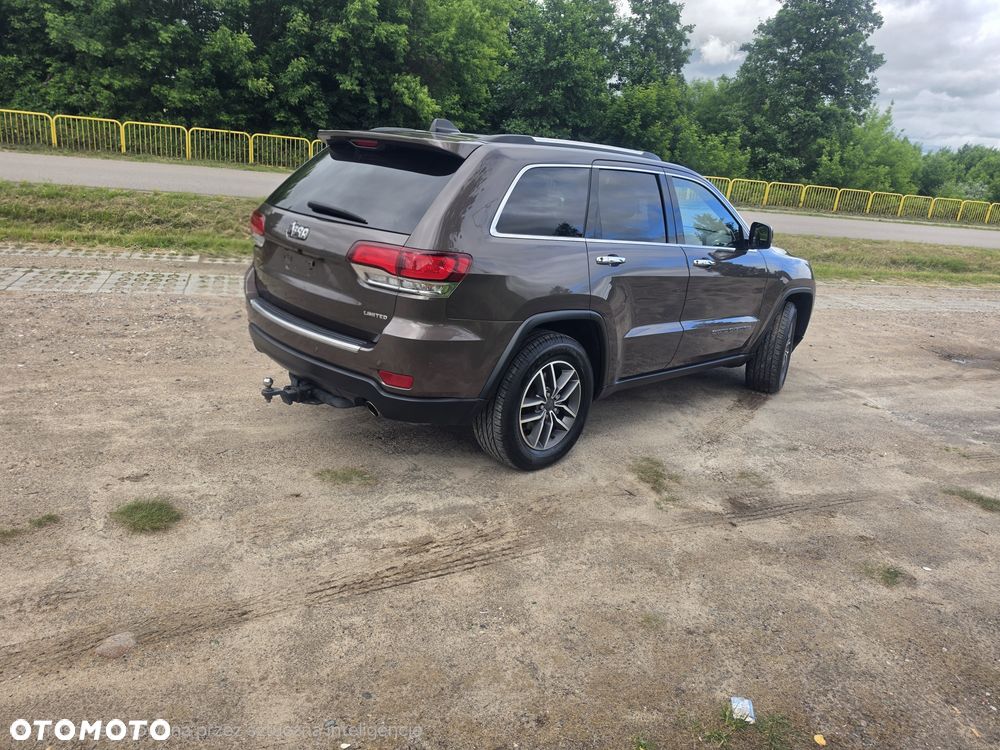 Jeep Grand Cherokee - 4