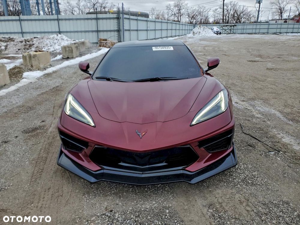 Chevrolet Corvette - 6