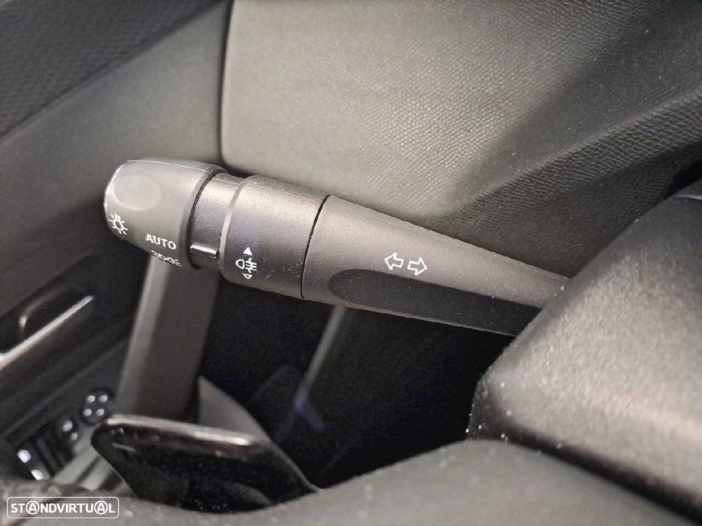 Peugeot 308 1.2 Hybrid Style e-DCS6 - 14