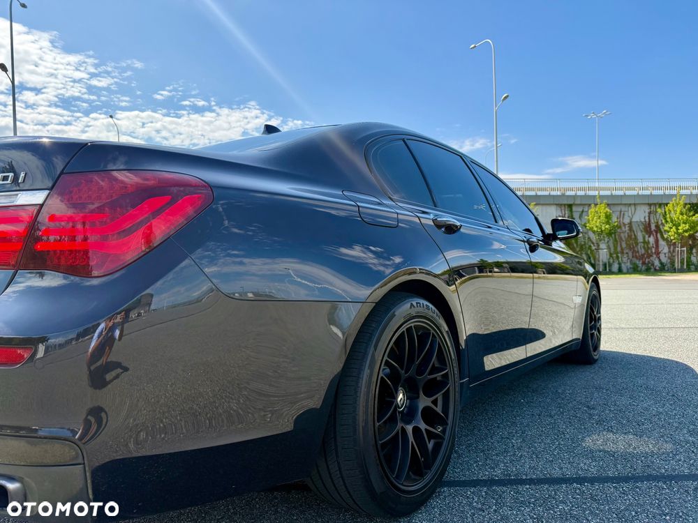 BMW Seria 7 - 9