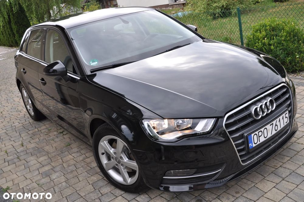 Audi A3 Sportback 1.4 TFSI Ambiente - 17