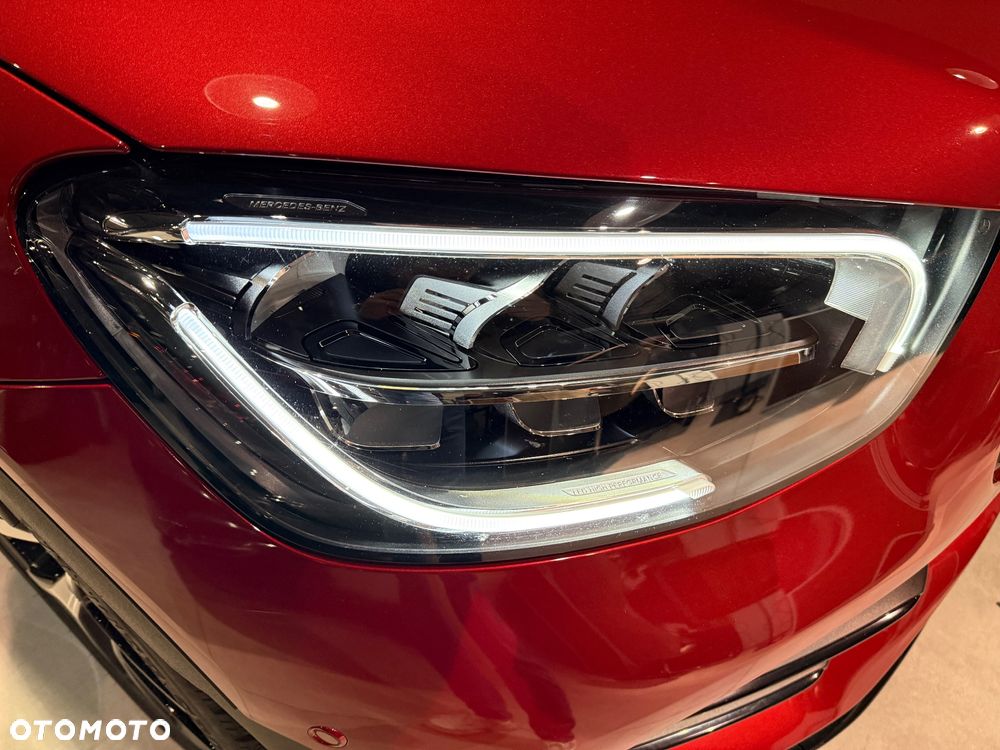 Mercedes-Benz GLC - 25