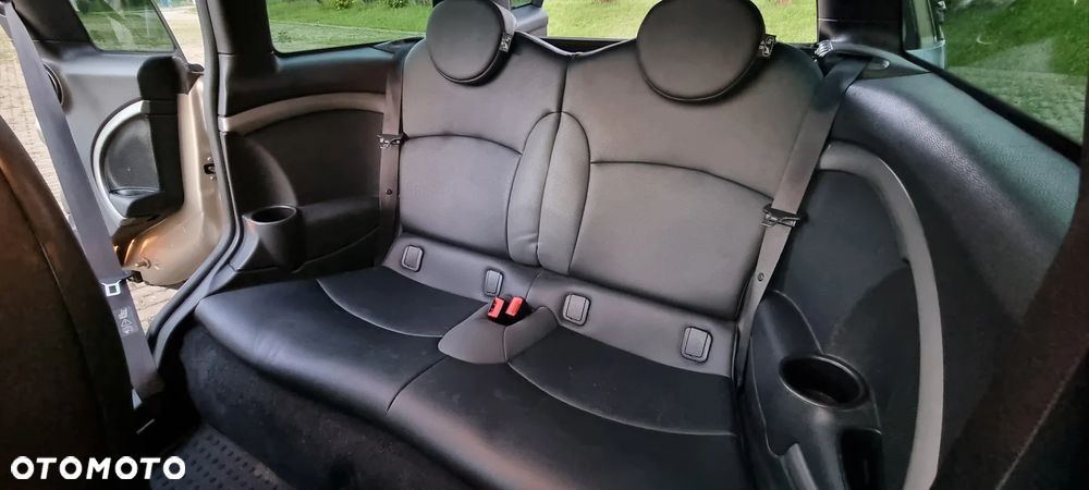 MINI Clubman - 16