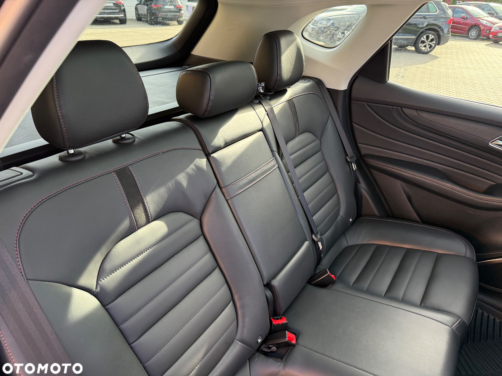 MG EHS 1.5T-GDI PHEV Luxury - 30