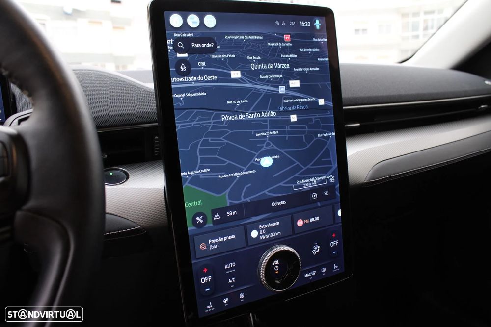 Ford Mustang Mach-E Alargada - 16