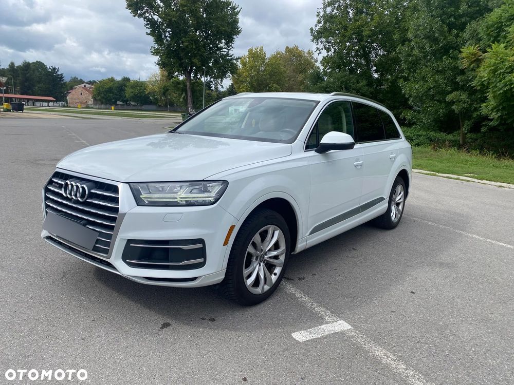 Audi Q7 3.0 TFSI Quattro Tiptr - 9