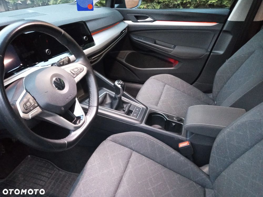Volkswagen Golf 1.5 TSI EVO Life - 32