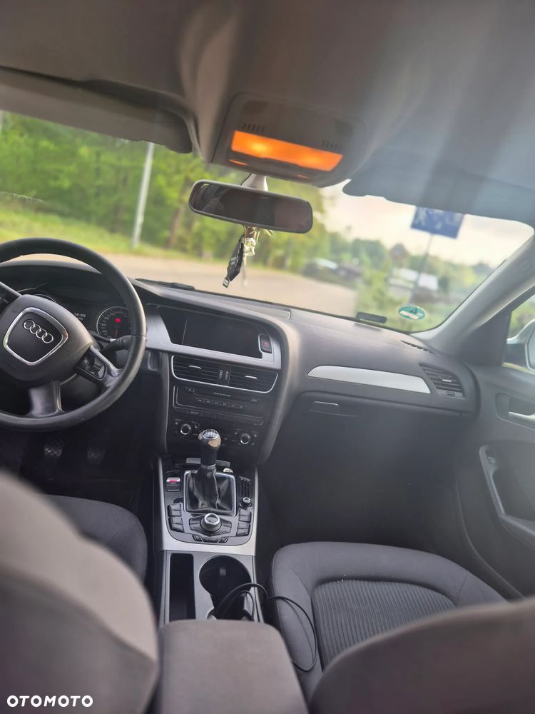 Audi A4 Avant - 2