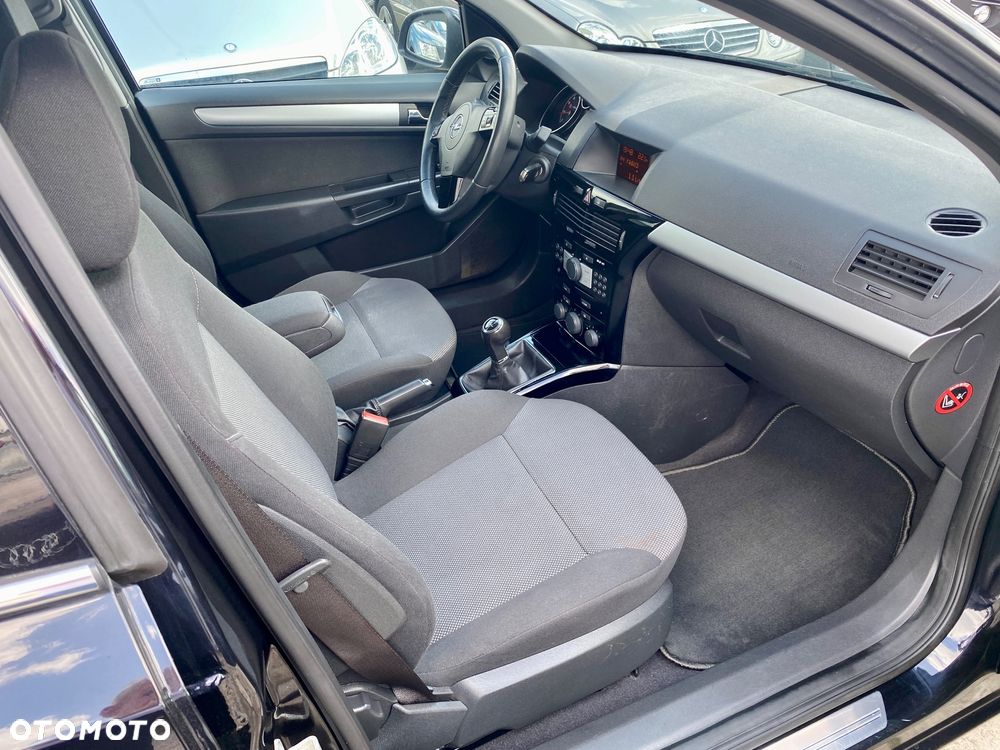 Opel Astra 1.4 Caravan Edition 111 Jahre - 19